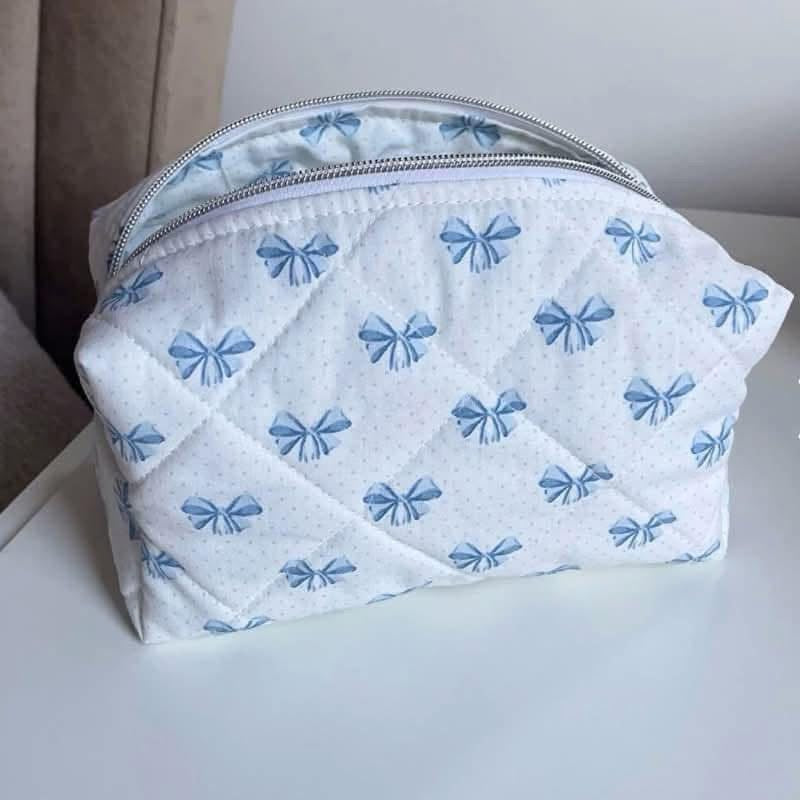 Cosmetic bag