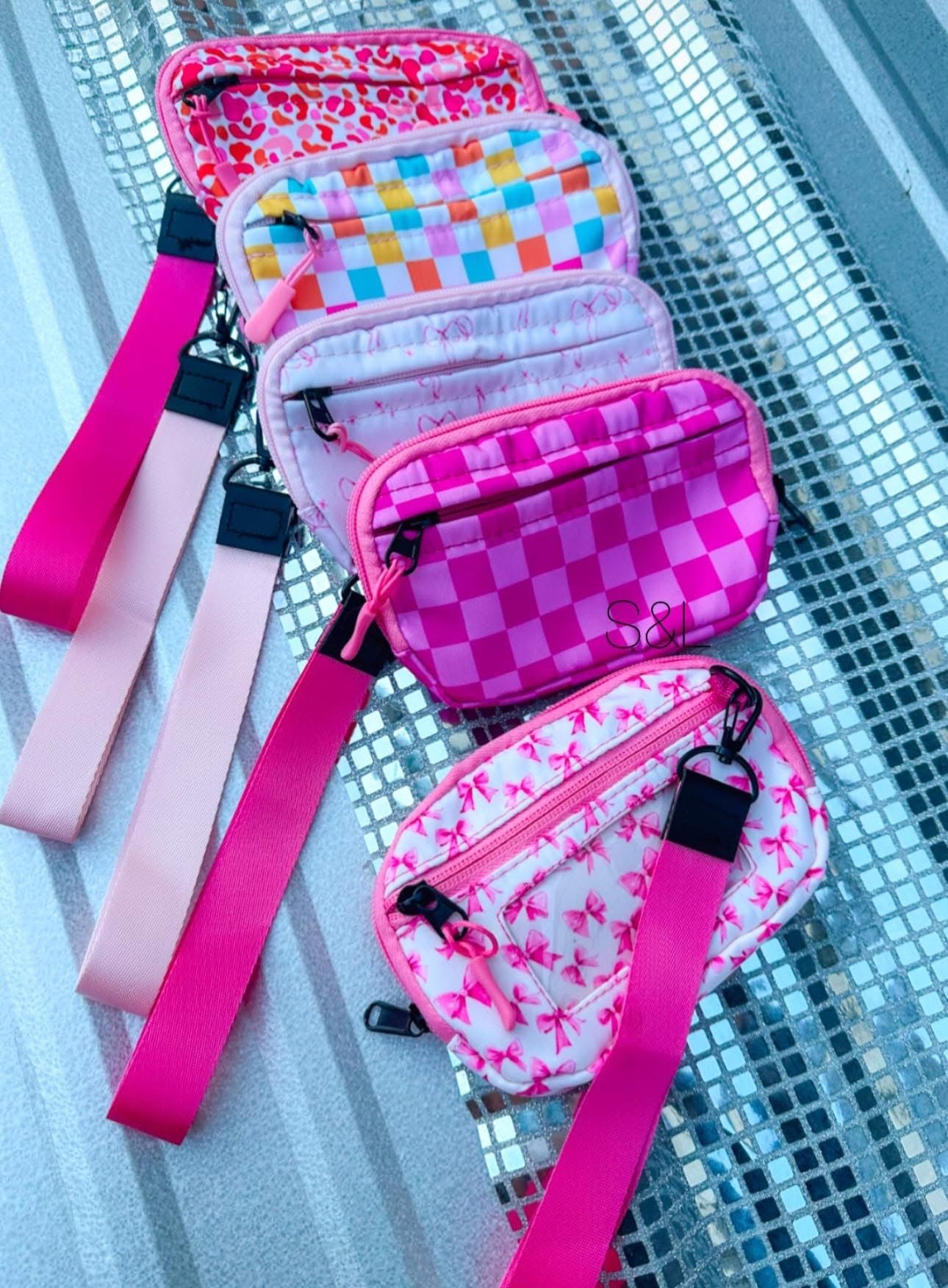Zipper Id wristlet