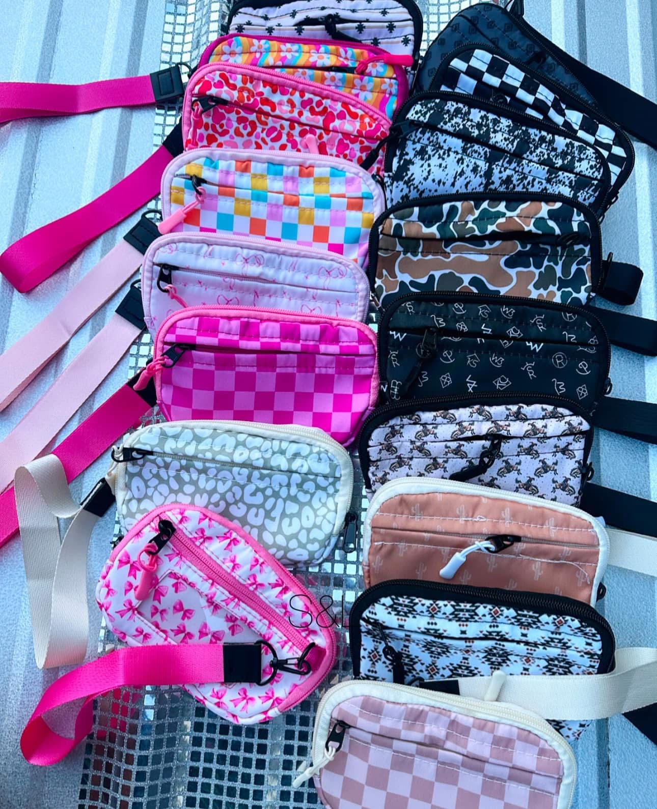 Zipper Id wristlet