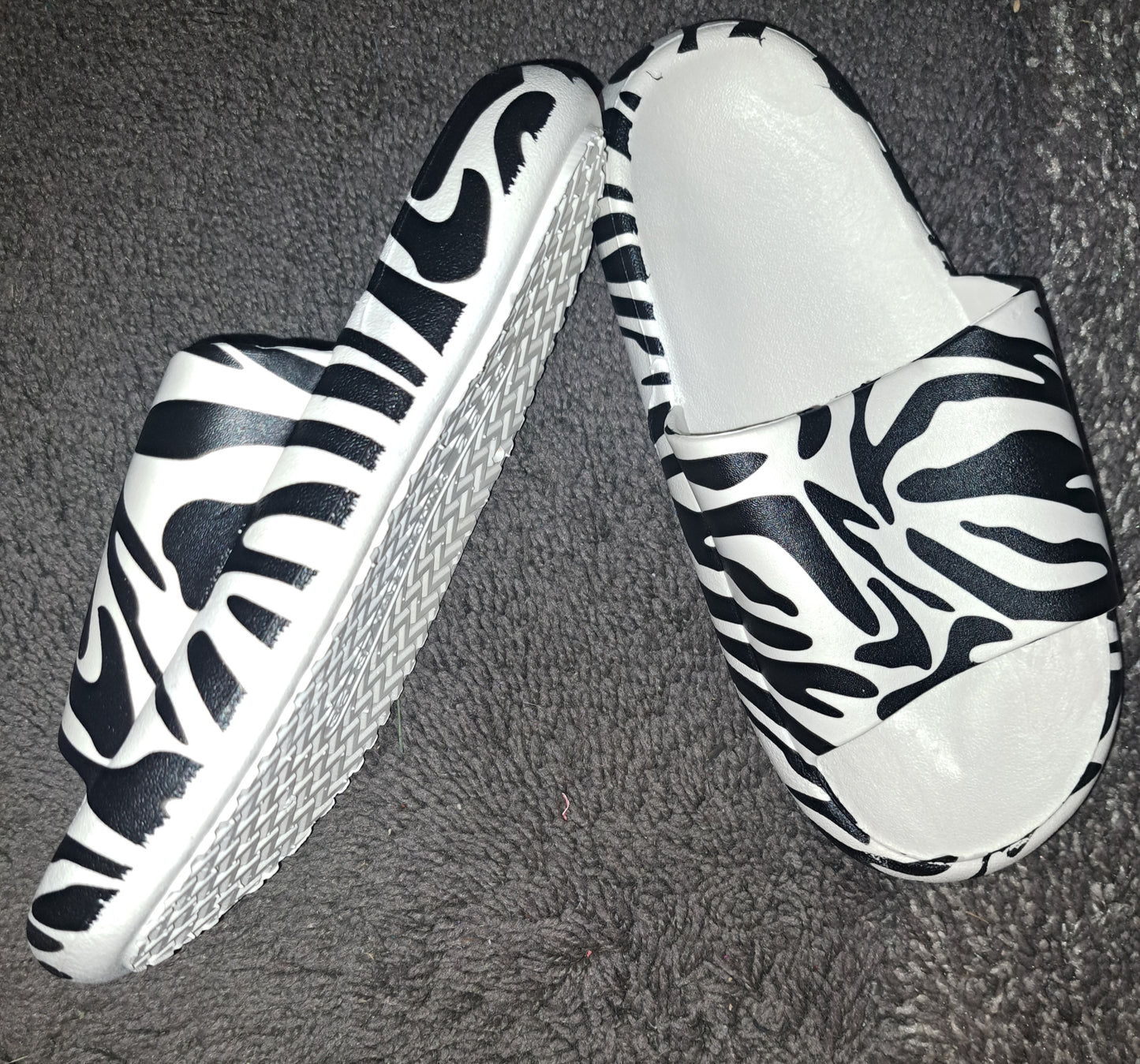 Women's slides - zebra