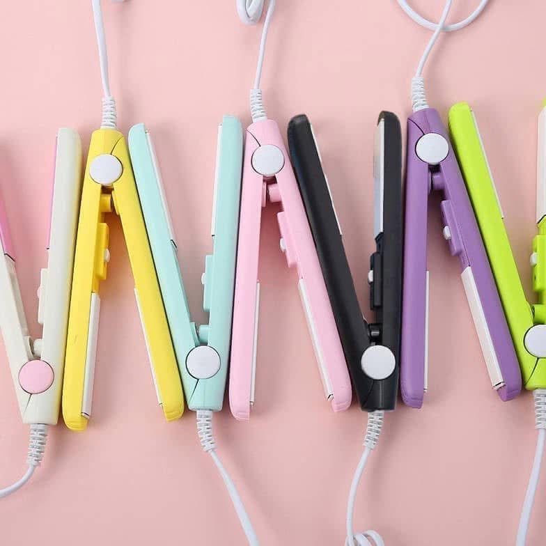 Travel hair straightener